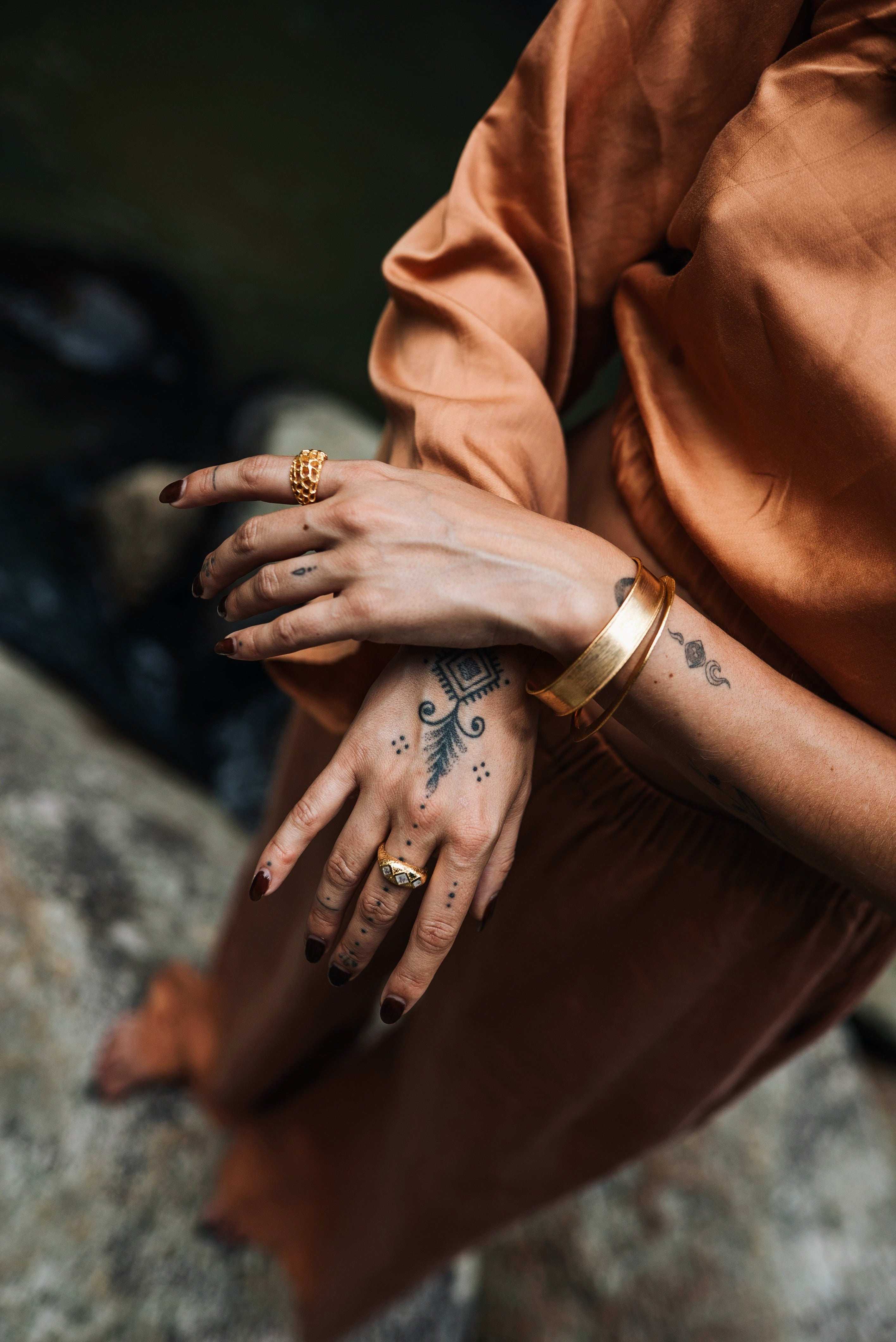 BRACELETS - MEDALLIONS